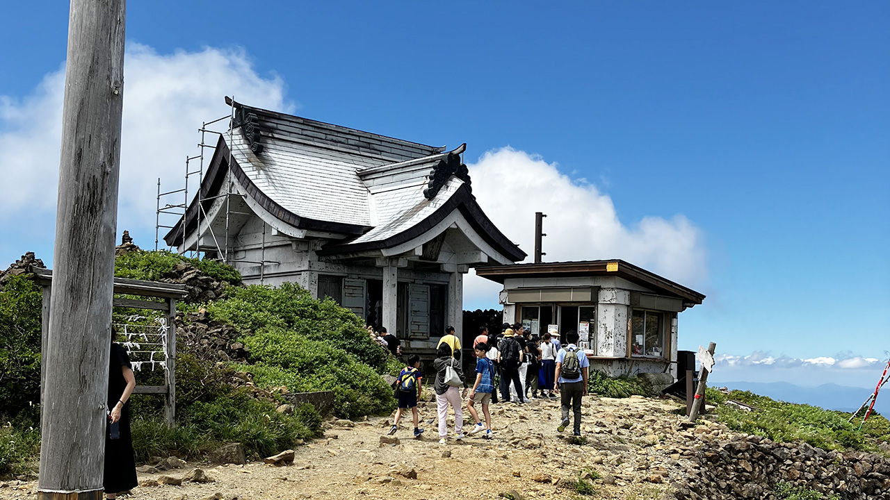 刈田嶺神社